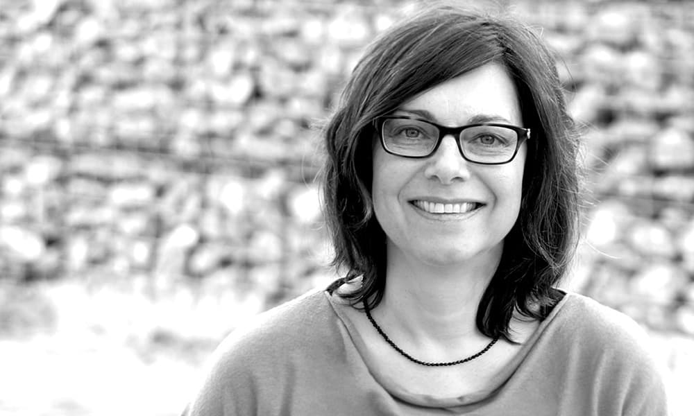 Dr. Doris Gerullis, Leiterin der wissenschaftlichen Abteilung bei BIOMARIS, lächelt in die Kamera